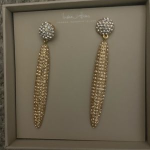 Beautiful subtle rhinestone earrings by India Hicks